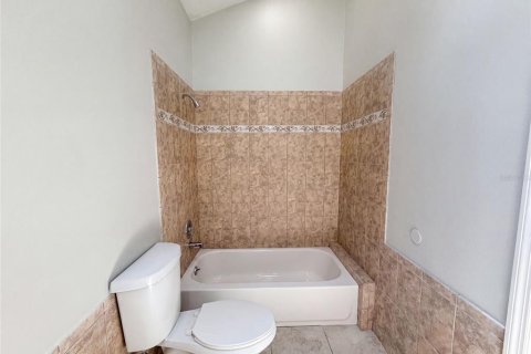 House in Lake Mary, Florida 3 bedrooms, 263.29 sq.m. № 2207880 - photo 22