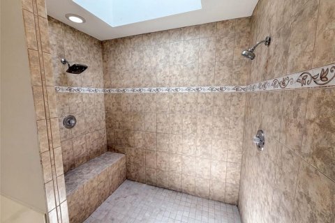 House in Lake Mary, Florida 3 bedrooms, 263.29 sq.m. № 2207880 - photo 20