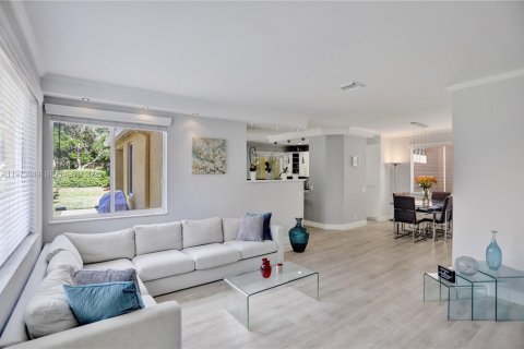 Купить виллу или дом в Уэстон, Флорида 4 спальни, 167.41м2, № 2033503 - фото 3