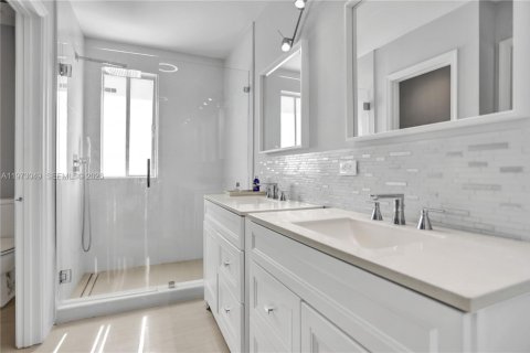 Купить виллу или дом в Уэстон, Флорида 4 спальни, 167.41м2, № 2033503 - фото 14