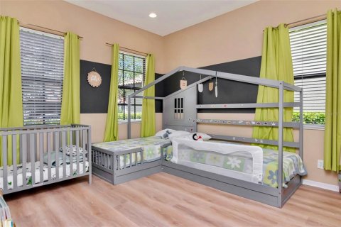 House in Tampa, Florida 5 bedrooms, 320.05 sq.m. № 2116765 - photo 29