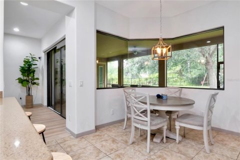 House in Tampa, Florida 5 bedrooms, 320.05 sq.m. № 2116765 - photo 21