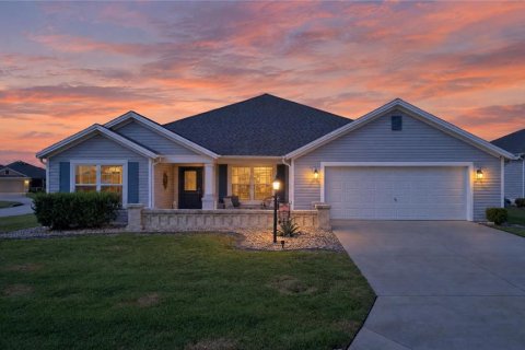 Villa ou maison à The Villages, Floride 4 chambres, 187.01 m2 № 2416808