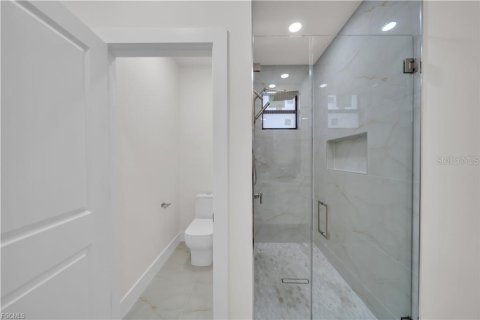 Villa ou maison à vendre à Cape Coral, Floride: 3 chambres, 137.5 m2 № 2413890 - photo 22
