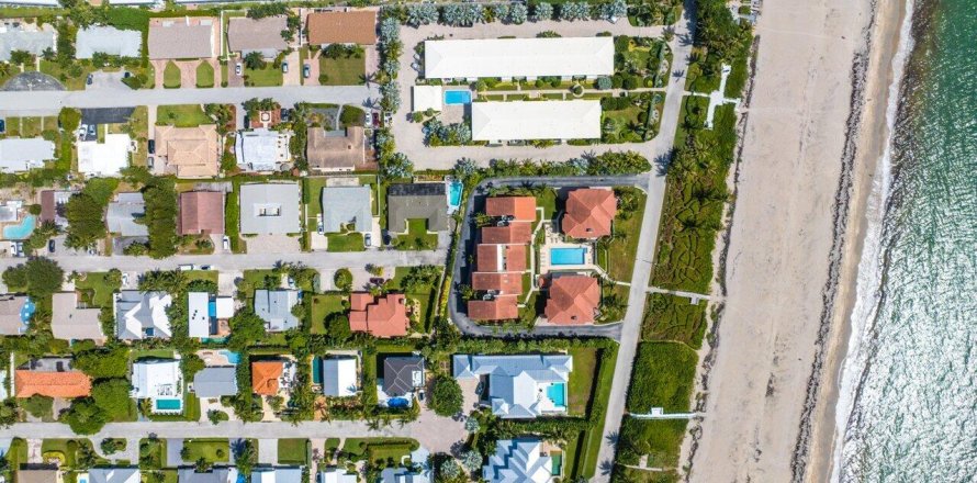 Immobilier commercial à Ocean Ridge, Floride 2 chambres, 83.61 m2 № 1224560