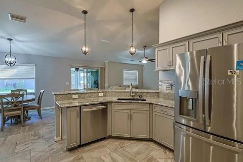 Villa ou maison à louer à Ocala, Floride: 3 chambres, 148.83 m2 № 2100241 - photo 9