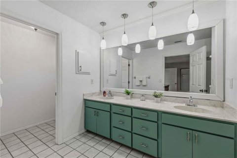 House in Bradenton, Florida 4 bedrooms, 250.28 sq.m. № 2157422 - photo 26
