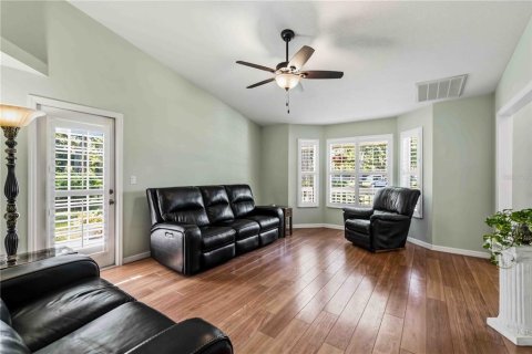 House in Bradenton, Florida 4 bedrooms, 250.28 sq.m. № 2157422 - photo 9