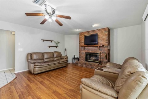 House in Bradenton, Florida 4 bedrooms, 250.28 sq.m. № 2157422 - photo 14