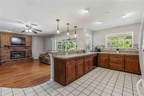 House in Bradenton, Florida 4 bedrooms, 250.28 sq.m. № 2157422 - photo 18