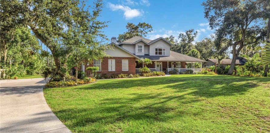House in Bradenton, Florida 4 bedrooms, 250.28 sq.m. № 2157422