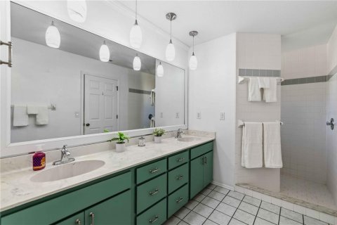 House in Bradenton, Florida 4 bedrooms, 250.28 sq.m. № 2157422 - photo 27