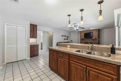 House in Bradenton, Florida 4 bedrooms, 250.28 sq.m. № 2157422 - photo 20
