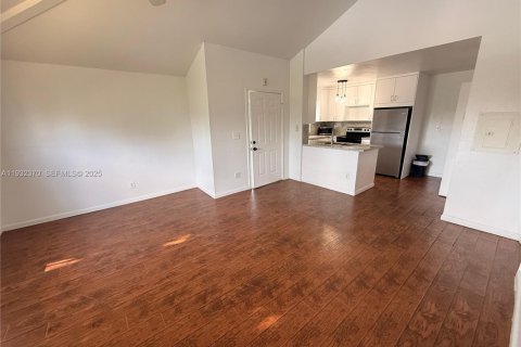 Copropriété à louer à Sunrise, Floride: 1 chambre, 55.28 m2 № 1990691 - photo 3