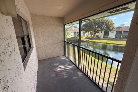 Copropriété à louer à Sunrise, Floride: 1 chambre, 55.28 m2 № 1990691 - photo 5