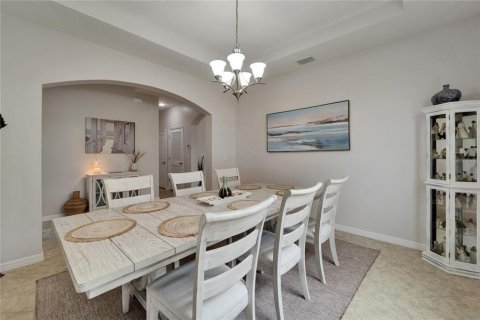 Купить виллу или дом в Аполло-Бич, Флорида 11 комнат, 331.38м2, № 1775733 - фото 16