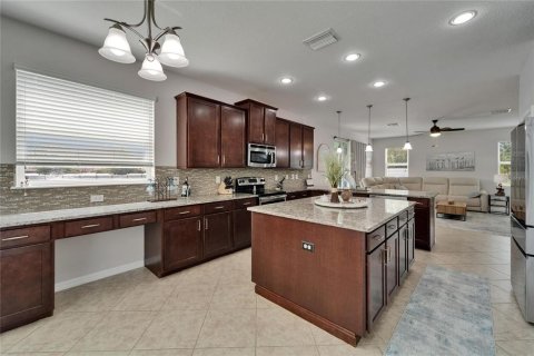 Купить виллу или дом в Аполло-Бич, Флорида 11 комнат, 331.38м2, № 1775733 - фото 23