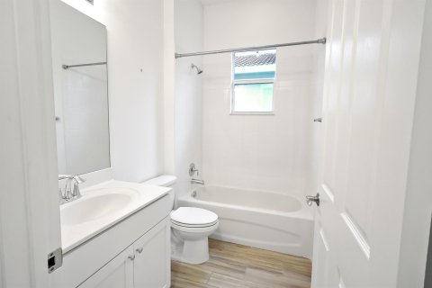 Villa ou maison à vendre à Port St. Lucie, Floride: 3 chambres, 206.43 m2 № 2191150 - photo 15