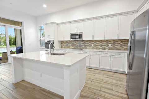 Villa ou maison à vendre à Port St. Lucie, Floride: 3 chambres, 206.43 m2 № 2191150 - photo 3