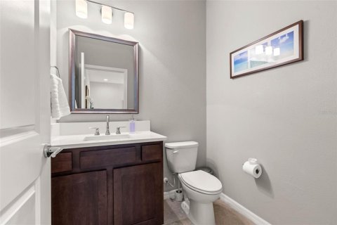 Townhouse in Saint Petersburg, Florida 3 bedrooms, 175.12 sq.m. № 1824404 - photo 20