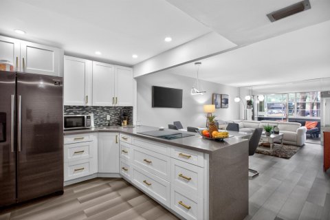 Condominio en venta en Margate, Florida, 2 dormitorios, 89 m2 № 2190230 - foto 5