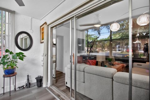 Condominio en venta en Margate, Florida, 2 dormitorios, 89 m2 № 2190230 - foto 14