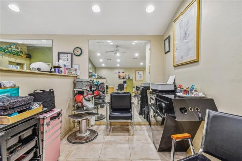 Commercial property in Holiday, Florida 89.19 sq.m. № 1523382 - photo 21