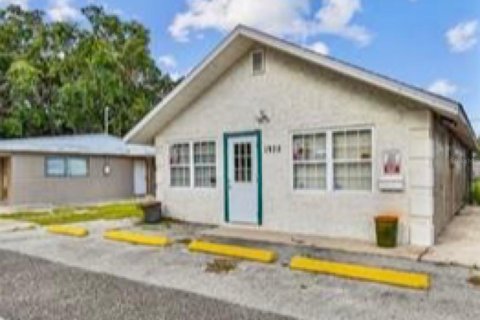 Commercial property in Holiday, Florida 89.19 sq.m. № 1523382 - photo 1