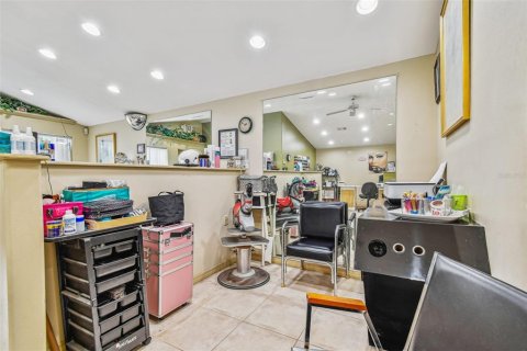 Commercial property in Holiday, Florida 89.19 sq.m. № 1523382 - photo 26
