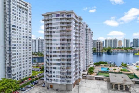 Copropriété à vendre à Aventura, Floride: 2 chambres, 145.39 m2 № 1979774 - photo 20