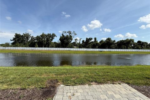 Adosado en venta en Bradenton, Florida, 3 dormitorios, 127.37 m2 № 2148004 - foto 3