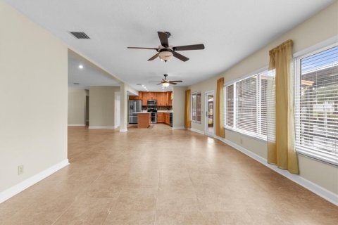 House in Crystal River, Florida 3 bedrooms, 224.17 sq.m. № 1854675 - photo 10