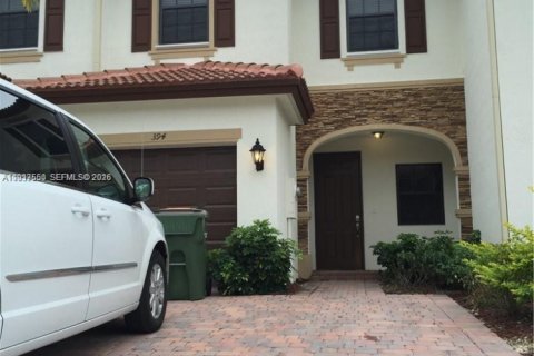 Adosado en venta en Homestead, Florida, 3 dormitorios, 140.47 m2 № 1998170 - foto 2