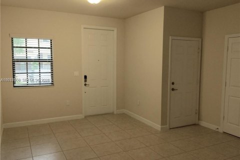 Adosado en venta en Homestead, Florida, 3 dormitorios, 140.47 m2 № 1998170 - foto 10