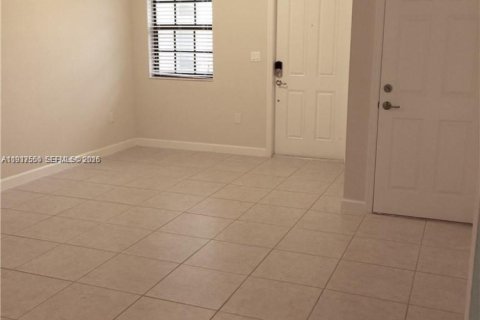 Adosado en venta en Homestead, Florida, 3 dormitorios, 140.47 m2 № 1998170 - foto 9