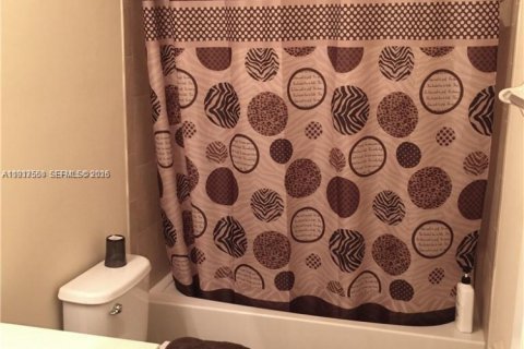 Adosado en venta en Homestead, Florida, 3 dormitorios, 140.47 m2 № 1998170 - foto 17