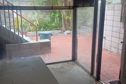 Casa en venta en Oakland Park, Florida, 4 dormitorios, 341.23 m2 № 2382690 - foto 19