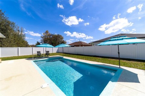 House in Ocala, Florida 4 bedrooms, 166.95 sq.m. № 2142487 - photo 4