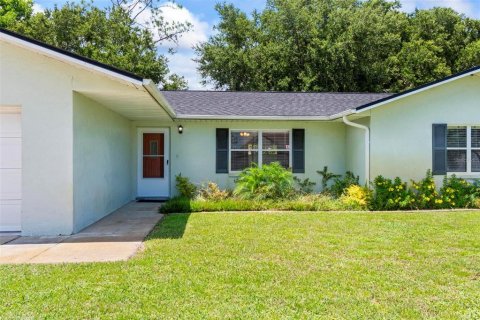 House in Palm Coast, Florida 3 bedrooms, 135.92 sq.m. № 1847513 - photo 6