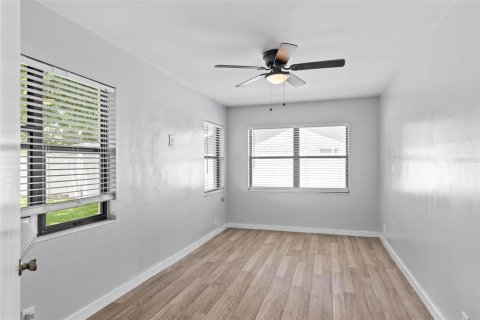 House in Palm Coast, Florida 3 bedrooms, 135.92 sq.m. № 1847513 - photo 15
