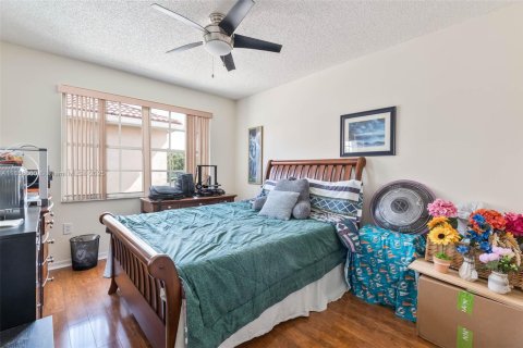 Casa en venta en Weston, Florida, 5 dormitorios, 229.1 m2 № 1889556 - foto 25