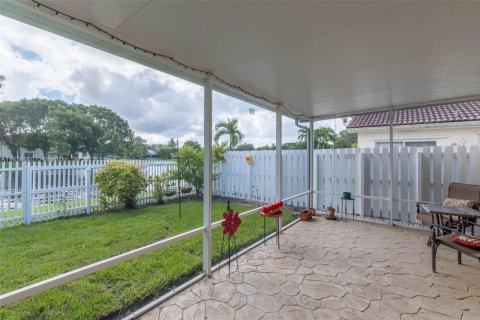 Casa en venta en Weston, Florida, 5 dormitorios, 229.1 m2 № 1889556 - foto 30