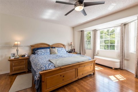 Casa en venta en Weston, Florida, 5 dormitorios, 229.1 m2 № 1889556 - foto 19