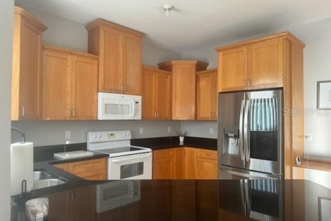 Villa ou maison à vendre à Tampa, Floride: 4 chambres, 216.93 m2 № 1716613 - photo 8