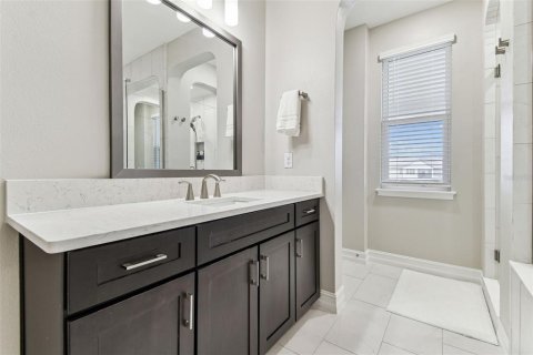Casa en venta en Wesley Chapel, Florida, 5 dormitorios, 391.86 m2 № 1677121 - foto 20