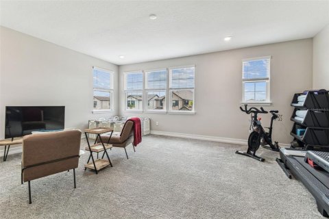 Casa en venta en Wesley Chapel, Florida, 5 dormitorios, 391.86 m2 № 1677121 - foto 25
