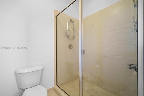 Villa ou maison à vendre à Miami, Floride: 3 chambres, 197.32 m2 № 2047231 - photo 27