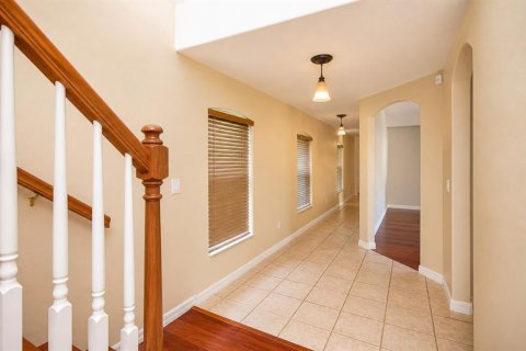 Villa ou maison à louer à Orlando, Floride: 4 chambres, 290.23 m2 № 2093196 - photo 15
