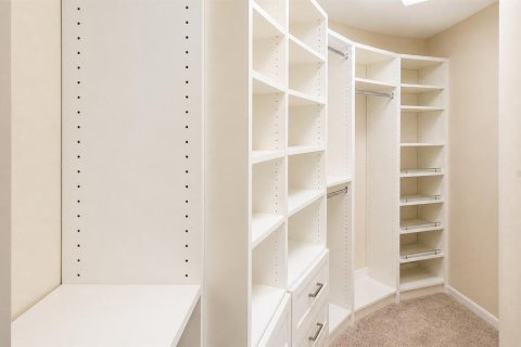 Villa ou maison à louer à Orlando, Floride: 4 chambres, 290.23 m2 № 2093196 - photo 25
