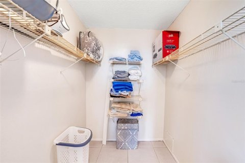 Condo in Clearwater, Florida, 2 bedrooms  № 1743799 - photo 12